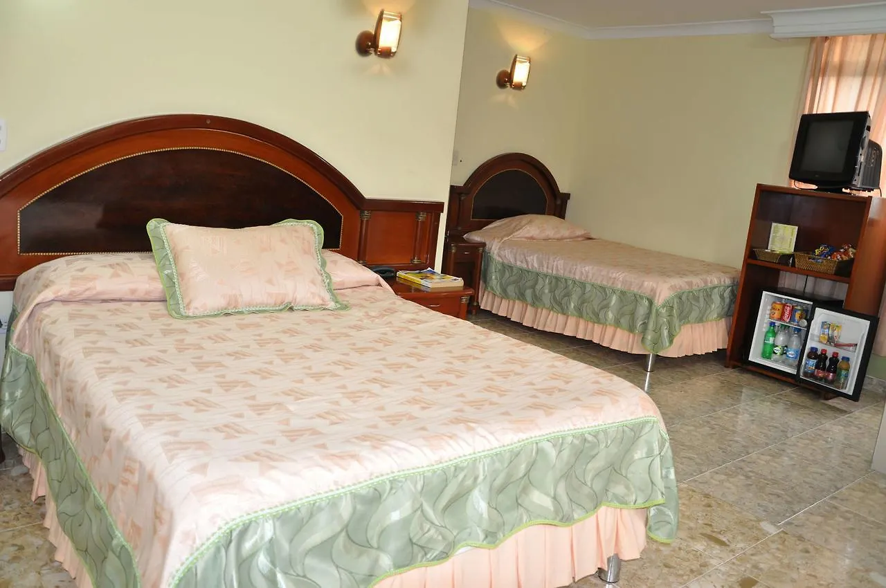 Hotel El Caimito Βιλιαβισένσιο 2*,